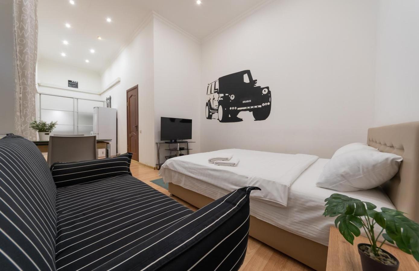 Kievaccommodation In The Center 24H Self Check-In Bagian luar foto