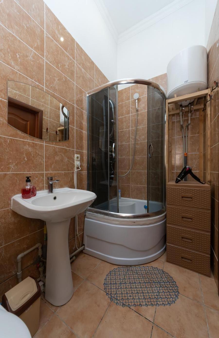 Kievaccommodation In The Center 24H Self Check-In Bagian luar foto