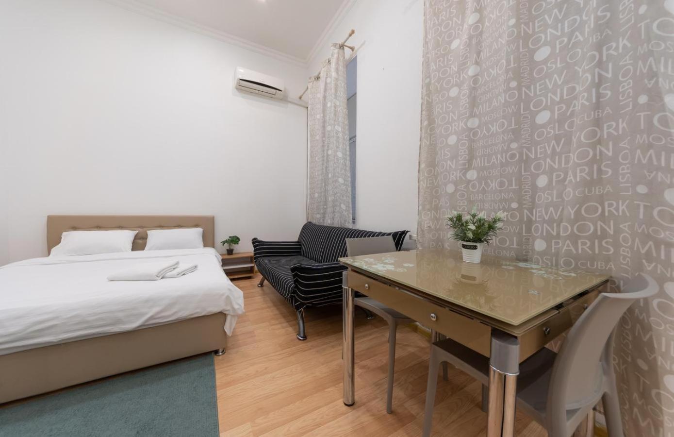 Kievaccommodation In The Center 24H Self Check-In Bagian luar foto